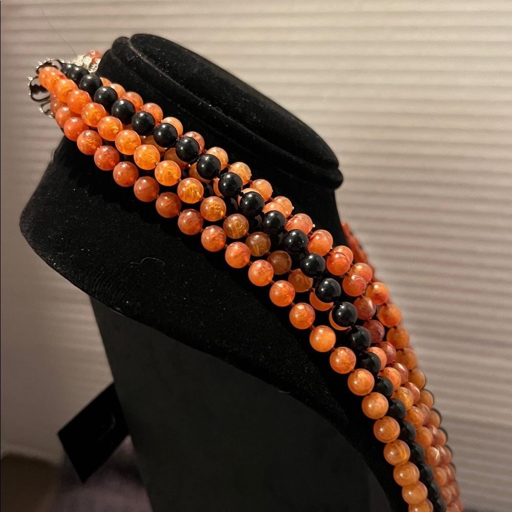 Vintage Orange Black Beaded Necklace 12” Drop - Picture 5 of 6